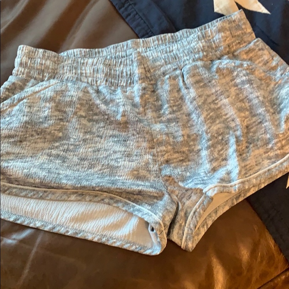 Lorna Jane active shorts